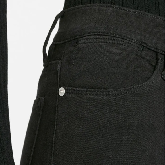 NWT Frame Le High Flare Jean, Black, Size 29 - Picture 7 of 9